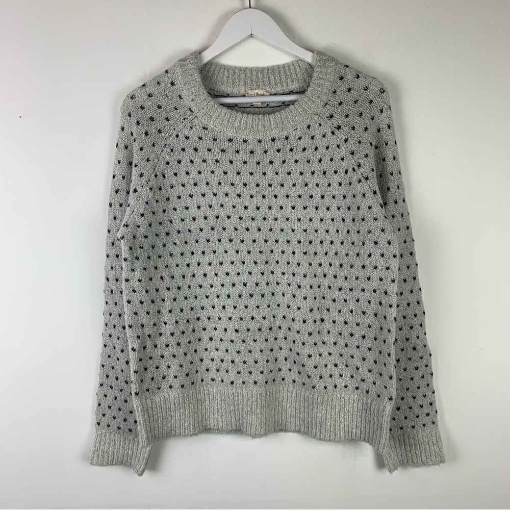 Hem & Thread Sweater Pullover Large - image 1